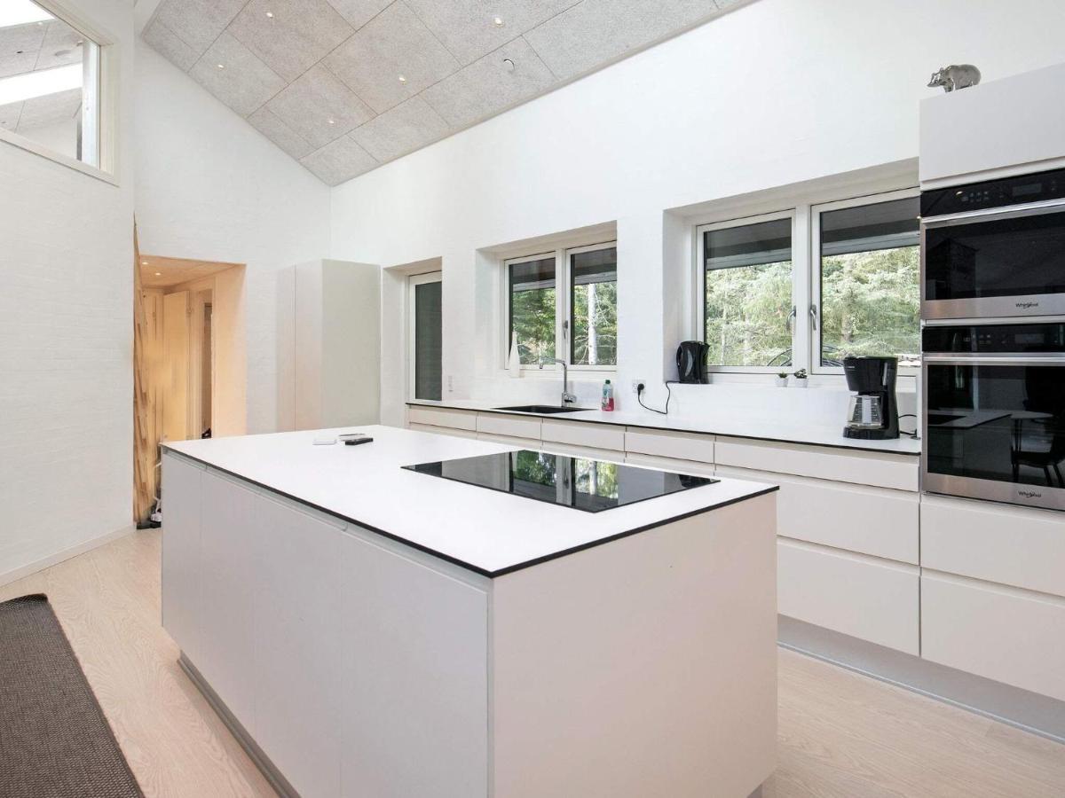 14 Person Holiday Home In L Kken Lokken Bagian luar foto
