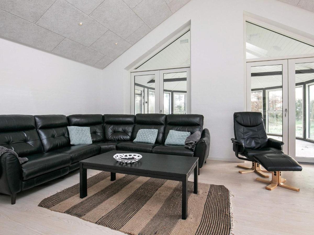 14 Person Holiday Home In L Kken Lokken Bagian luar foto